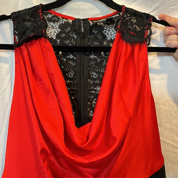 Gabrielle Union red and black cocktail dress - Picture 2 of 5